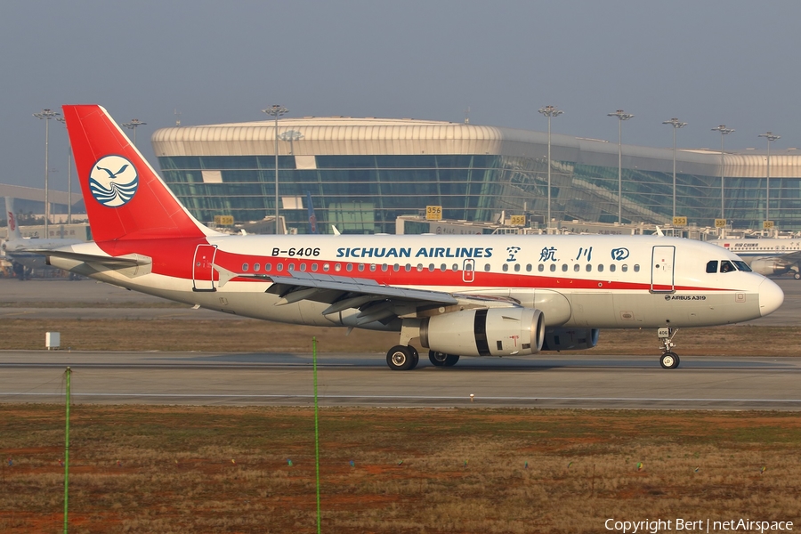 Sichuan Airlines Airbus A319-133 (B-6406) | Photo 492633