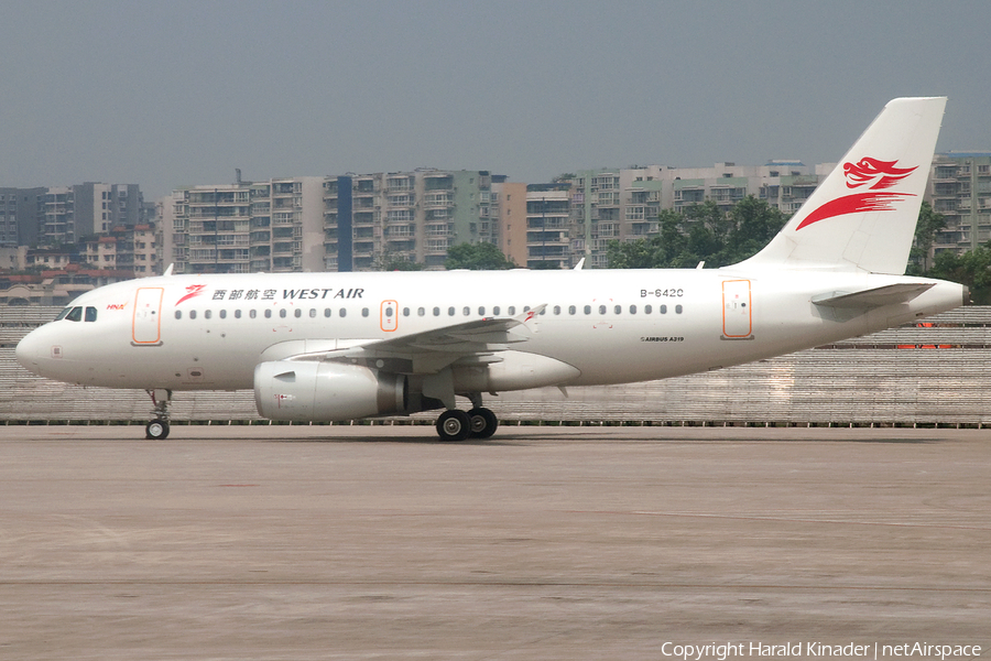 West Air Airbus A319-113 (B-6420) | Photo 304195