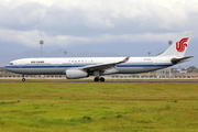 Air China Airbus A330-343E (B-6512) at  Taipei - Taoyuan, Taiwan