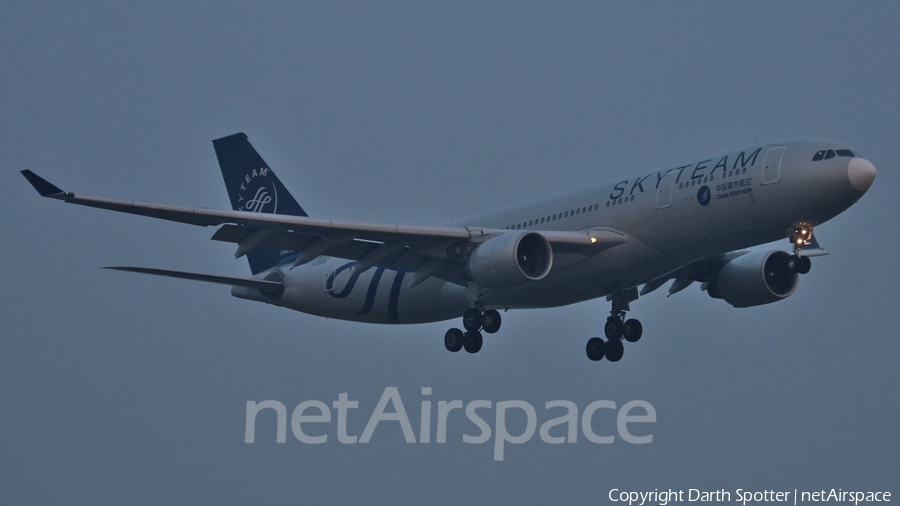 China Southern Airlines Airbus A330-223 (B-6528) | Photo 216105