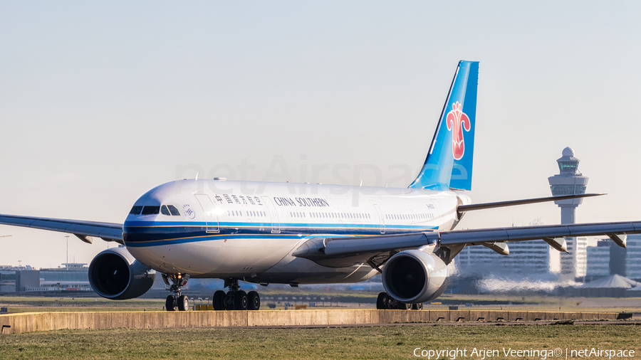China Southern Airlines Airbus A330-223 (B-6532) | Photo 226583