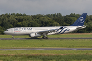 China Eastern Airlines Airbus A330-243 (B-6538) at  Hamburg - Fuhlsbuettel (Helmut Schmidt), Germany