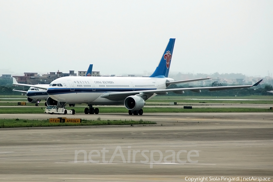 China Southern Airlines Airbus A330-223 (B-6542) | Photo 360688