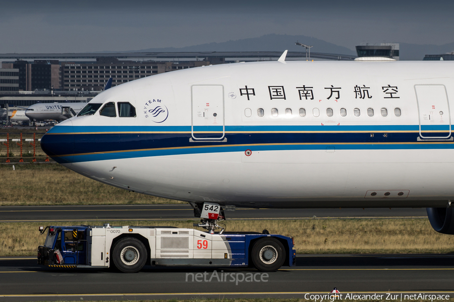 China Southern Airlines Airbus A330-223 (B-6542) | Photo 92319