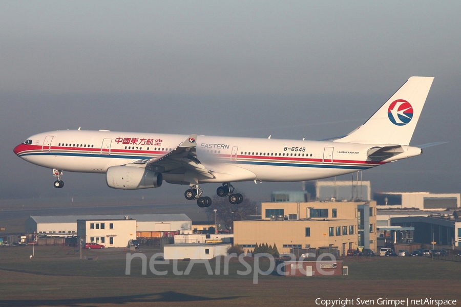 China Eastern Airlines Airbus A330-243 (B-6545) | Photo 11866