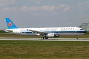 China Southern Airlines Airbus A321-231 (B-6658) at  Hamburg - Finkenwerder, Germany