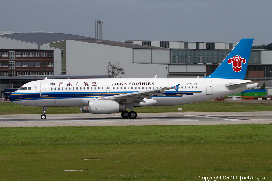 China Southern Airlines Airbus A320-232 (B-6762) | Photo 365503