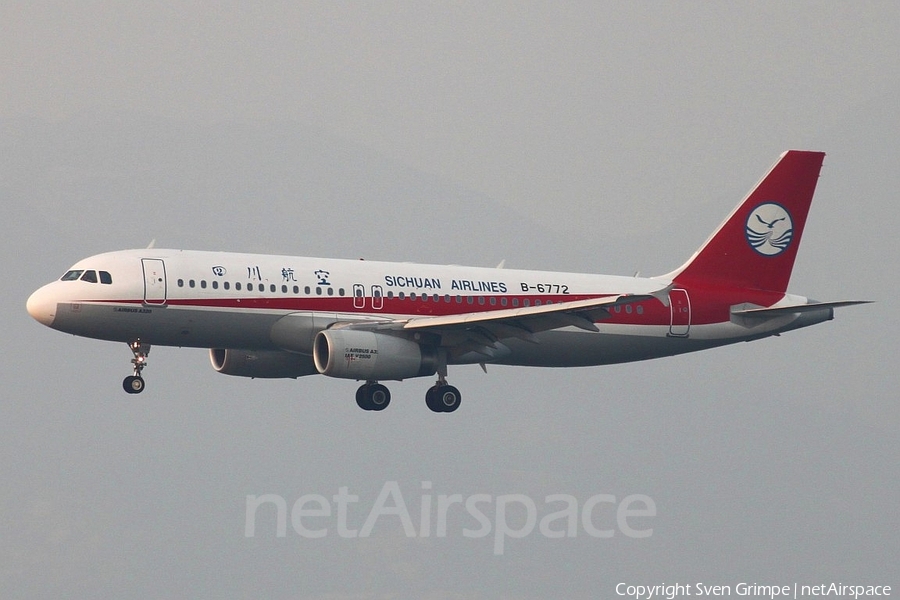 Sichuan Airlines Airbus A320-232 (B-6772) | Photo 11997