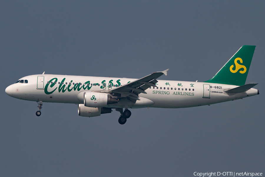 Spring Airlines Airbus A320-214 (B-6821) | Photo 397436