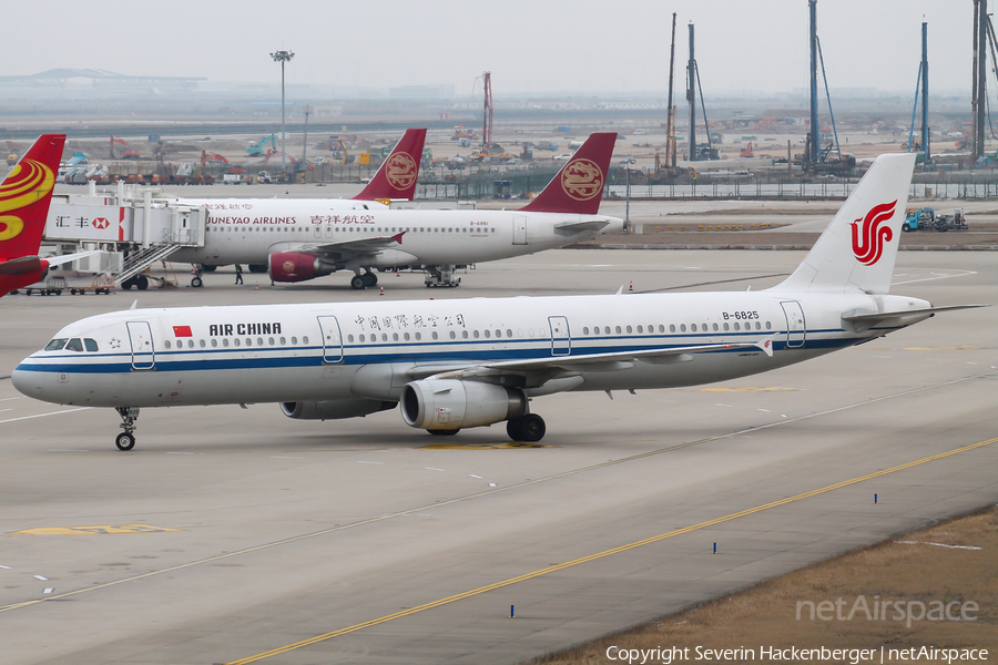 Air China Airbus A321-232 (B-6825) | Photo 194230