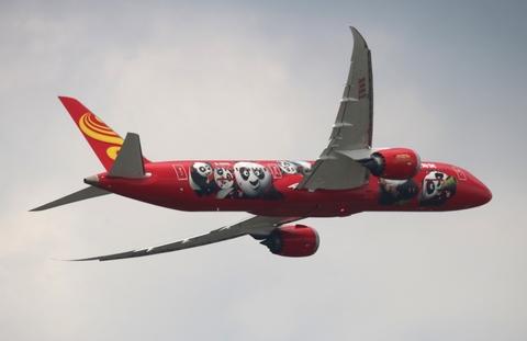 Hainan Airlines Boeing 787-9 Dreamliner (B-6998) at  Chicago - O'Hare International, United States