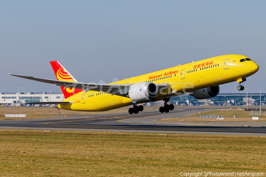 Hainan Airlines Boeing 787-9 Dreamliner (B-7302) | Photo 665251