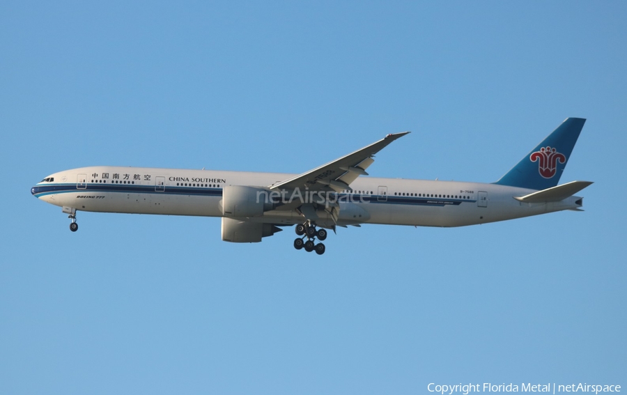 China Southern Airlines Boeing 777-31B(ER) (B-7588) | Photo 306545