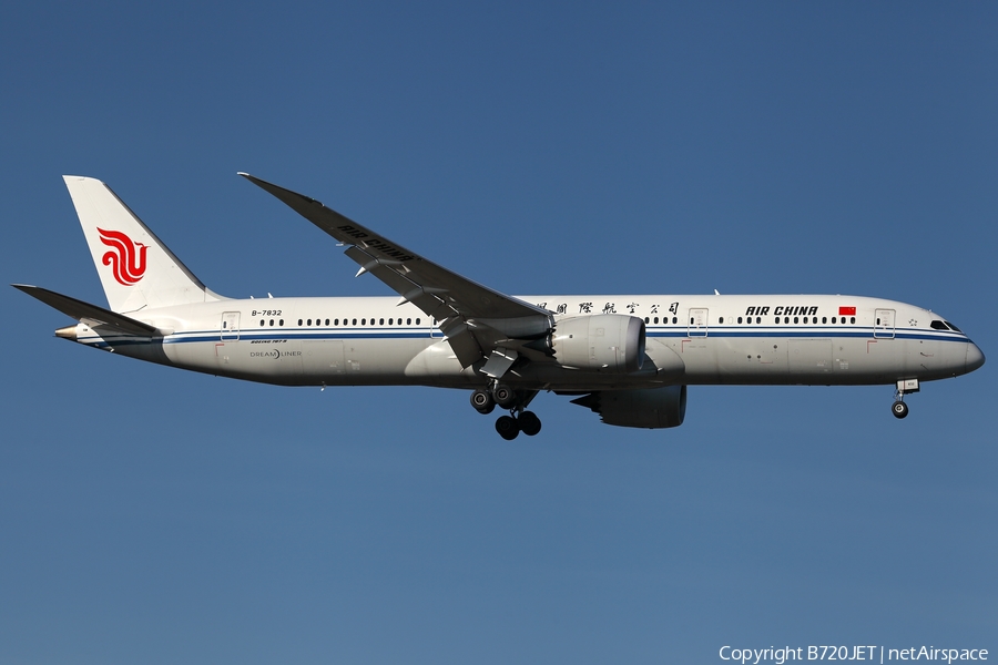 Air China Boeing 787-9 Dreamliner (B-7832) | Photo 409772