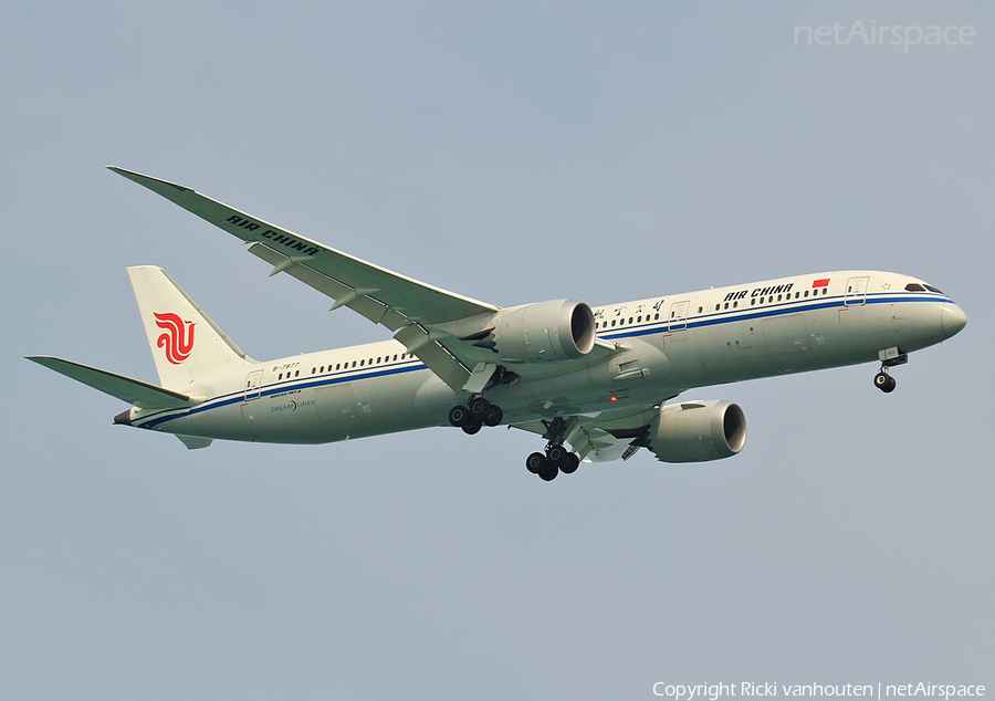 Air China Boeing 787-9 Dreamliner (B-7877) | Photo 377040