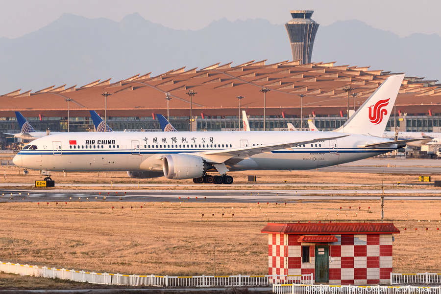 Air China Boeing 787-9 Dreamliner (B-7898) | Photo 480616