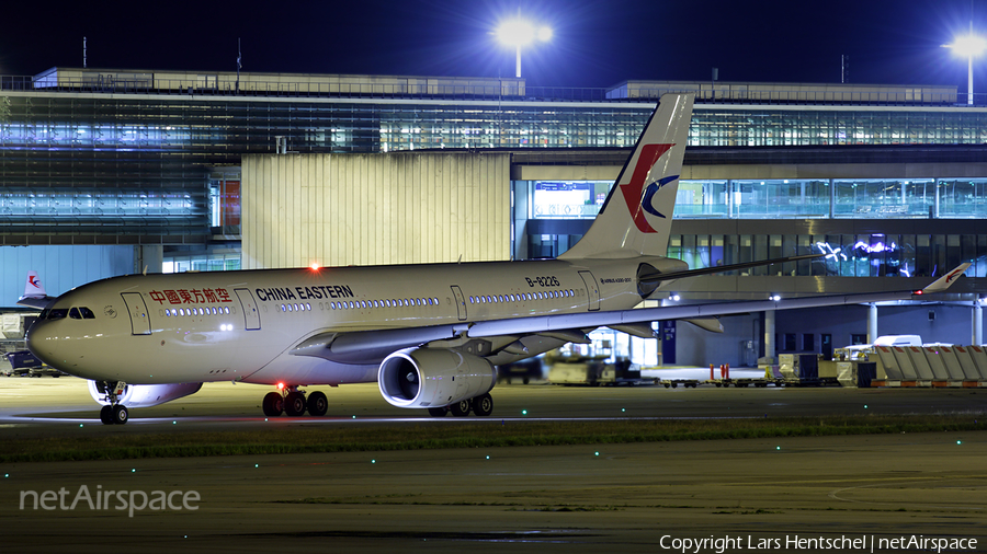 China Eastern Airlines Airbus A330-243 (B-8226) | Photo 127695