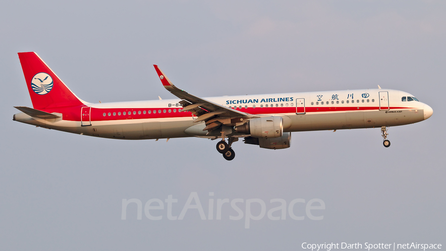 Sichuan Airlines Airbus A321-211 (B-8438) | Photo 318062