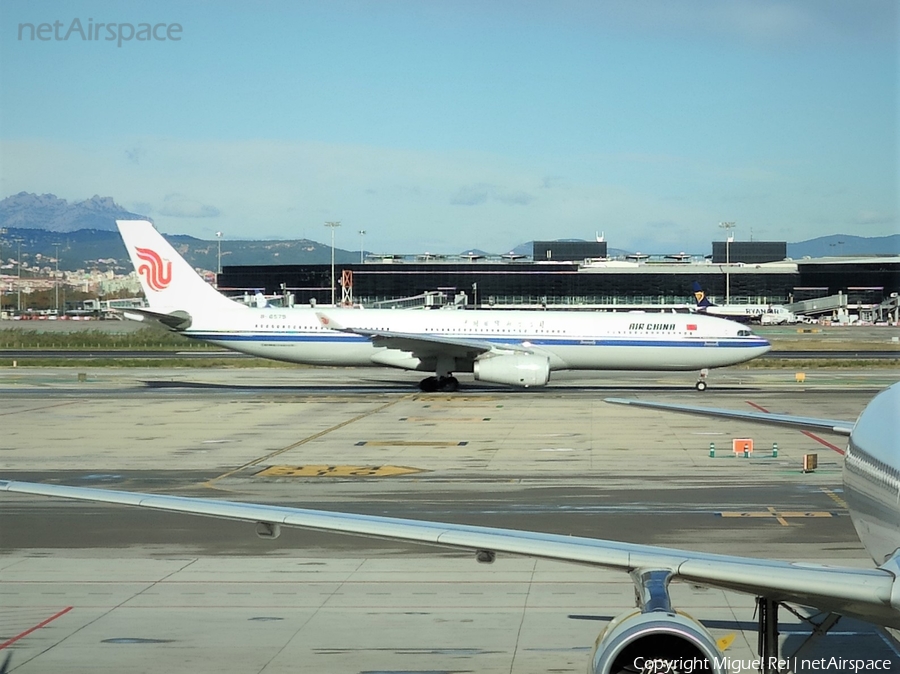 Air China Airbus A330-343 (B-8579) | Photo 440548