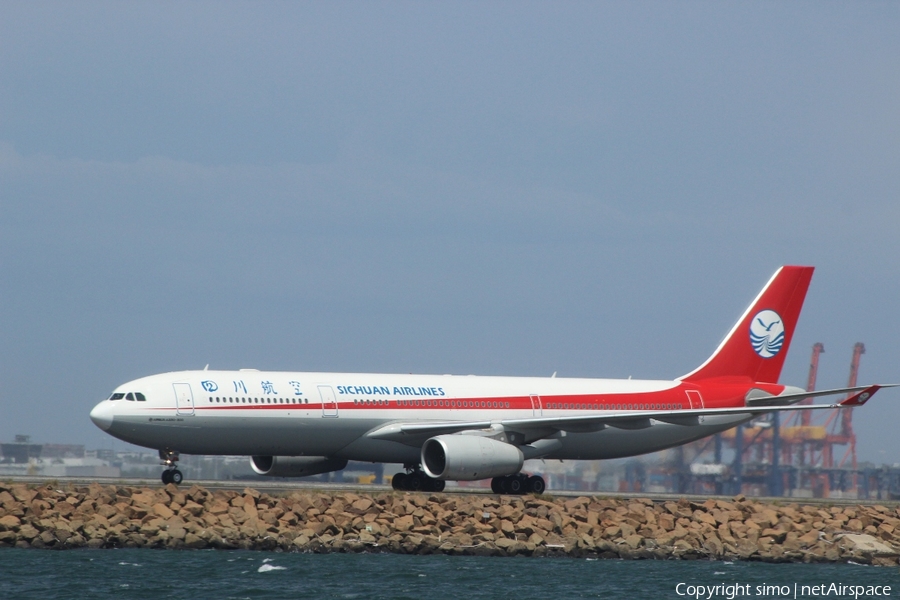 Sichuan Airlines Airbus A330-343E (B-8690) | Photo 203464