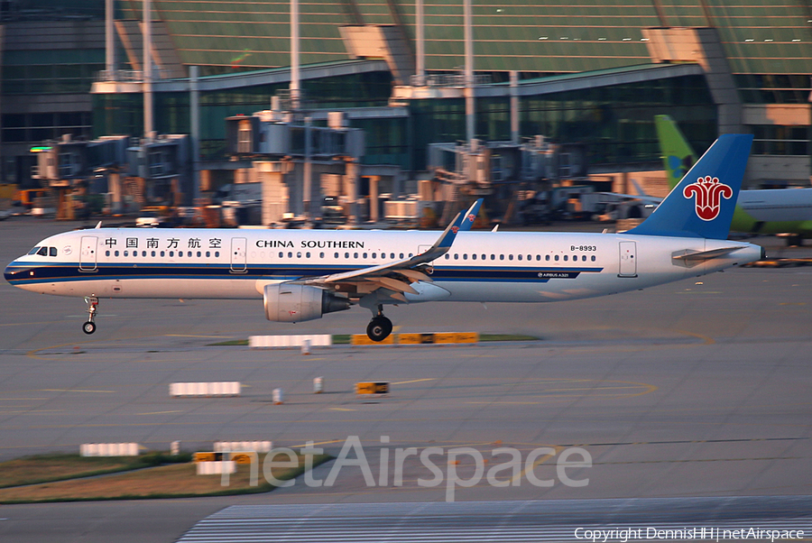 China Southern Airlines Airbus A321-211 (B-8993) | Photo 350689
