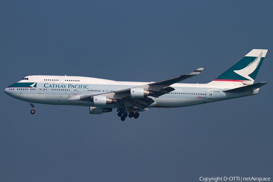 Cathay Pacific Boeing 747-412 (B-HKE) | Photo 397197