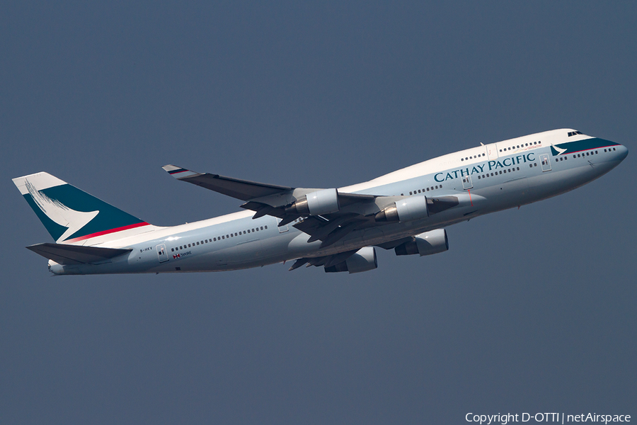 Cathay Pacific Boeing 747-412 (B-HKV) | Photo 398085