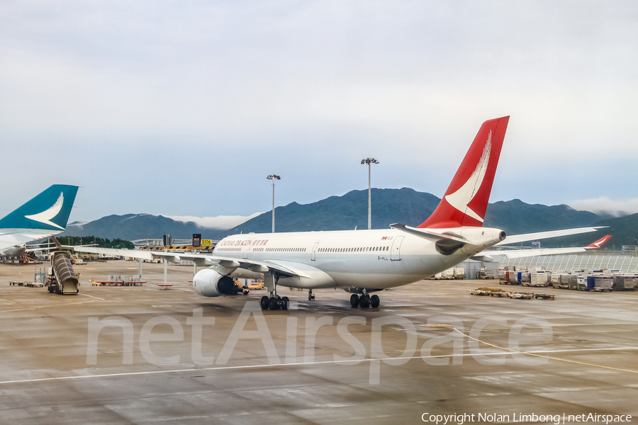 Cathay Dragon Airbus A330-342 (B-HLL) | Photo 438191