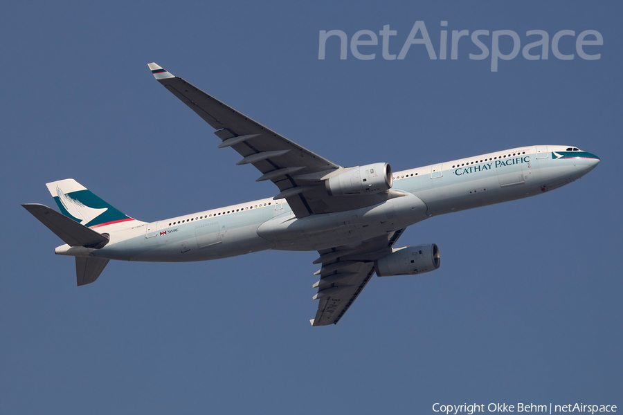 Cathay Pacific Airbus A330-343X (B-HLN) | Photo 148419