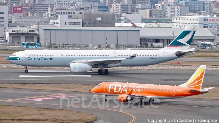 Cathay Pacific Airbus A330-343X (B-HLO) | Photo 202924
