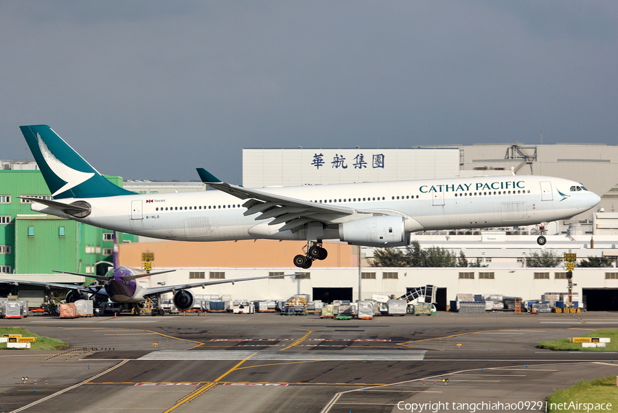 Cathay Pacific Airbus A330-343X (B-HLO) | Photo 517028