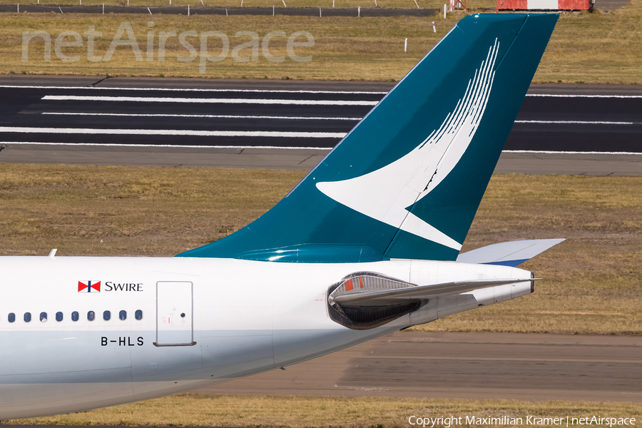 Cathay Pacific Airbus A330-343X (B-HLS) | Photo 391514