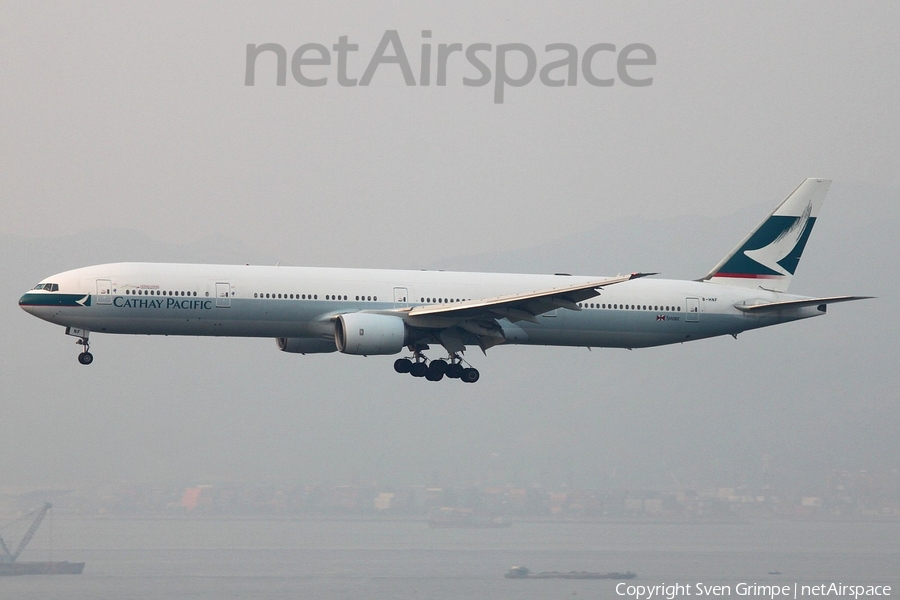Cathay Pacific Boeing 777-367 (B-HNF) | Photo 23054