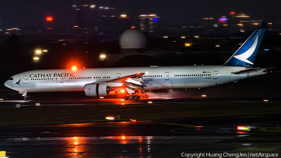 Cathay Pacific Boeing 777-367 (B-HNG) | Photo 659582