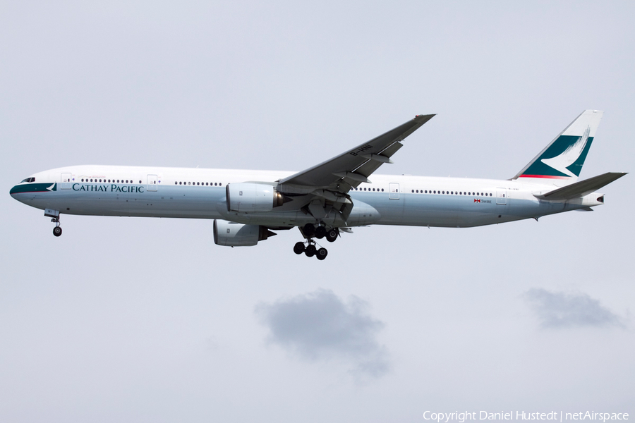 Cathay Pacific Boeing 777-367 (B-HNI) | Photo 542385