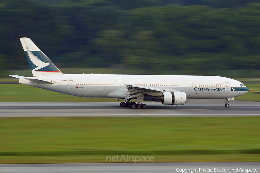 Cathay Pacific Boeing 777-267 (B-HNL) | Photo 22410