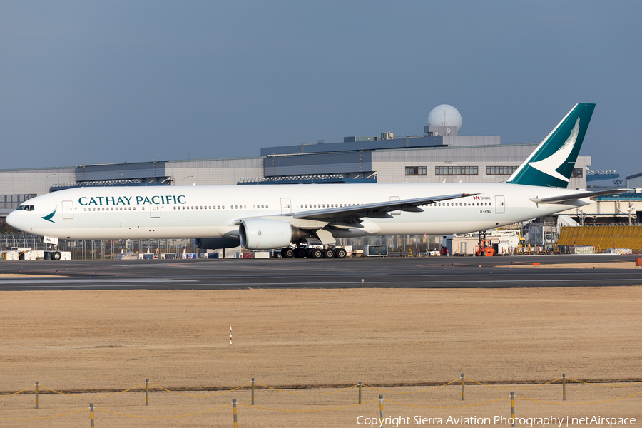 Cathay Pacific Boeing 777-31H (B-HNU) | Photo 328893