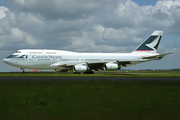 Cathay Pacific Boeing 747-467 (B-HOU) at  Paris - Charles de Gaulle (Roissy), France
