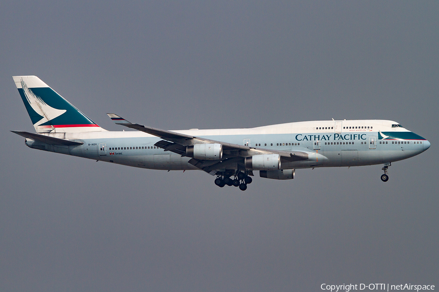 Cathay Pacific Boeing 747-467 (B-HOV) | Photo 398666