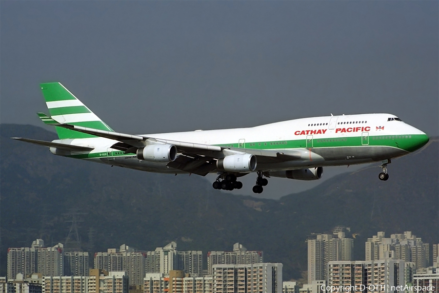 Cathay Pacific Boeing 747-467 (B-HUG) | Photo 288490