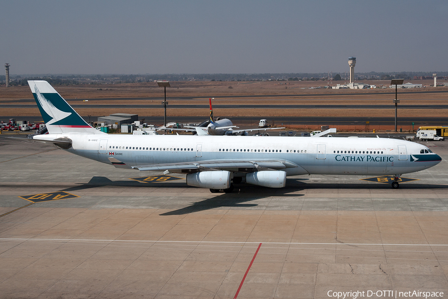 Cathay Pacific Airbus A340-313X (B-HXC) | Photo 198174