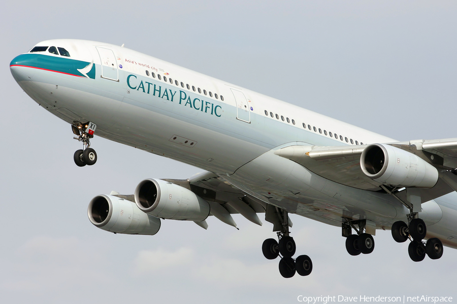 Cathay Pacific Airbus A340-313X (B-HXI) | Photo 19428