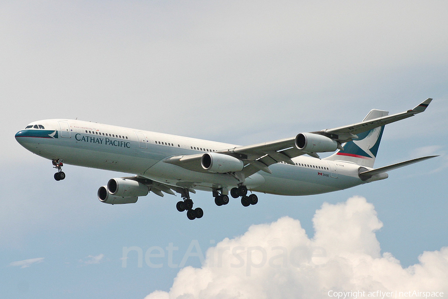 Cathay Pacific Airbus A340-313X (B-HXM) | Photo 367043