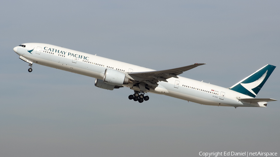 Cathay Pacific Boeing 777-367(ER) (B-KPE) | Photo 359954