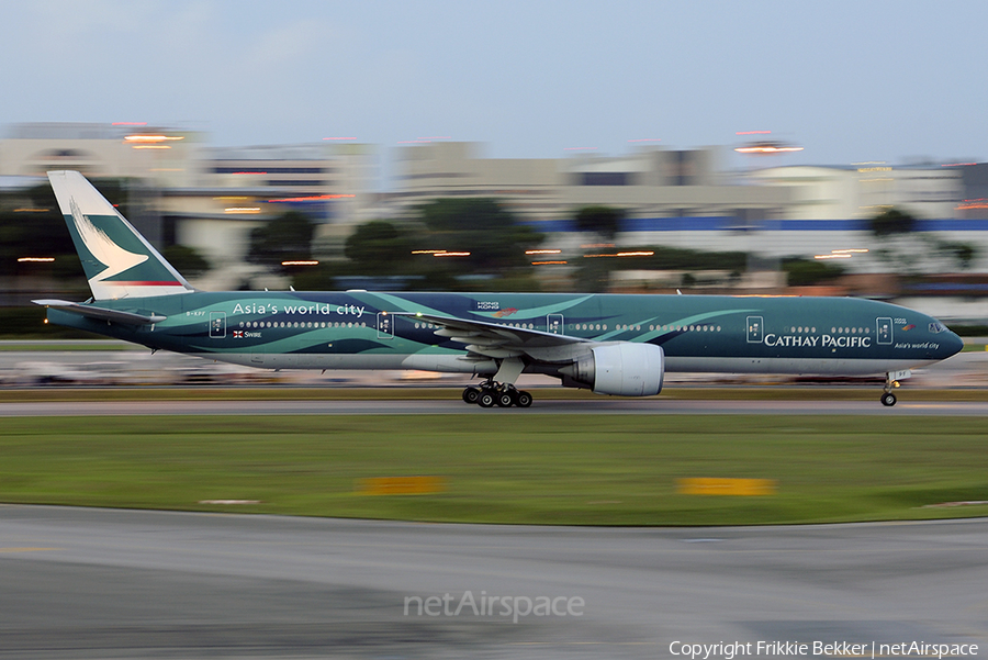 Cathay Pacific Boeing 777-367(ER) (B-KPF) | Photo 19074