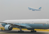 Cathay Pacific Boeing 777-367(ER) (B-KPK) at  Hong Kong - Chek Lap Kok International, Hong Kong