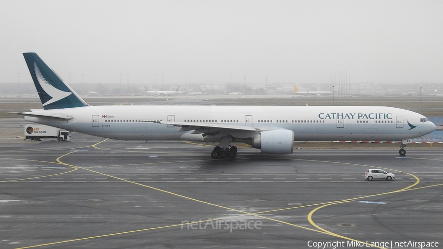 Cathay Pacific Boeing 777-367(ER) (B-KPR) | Photo 182925