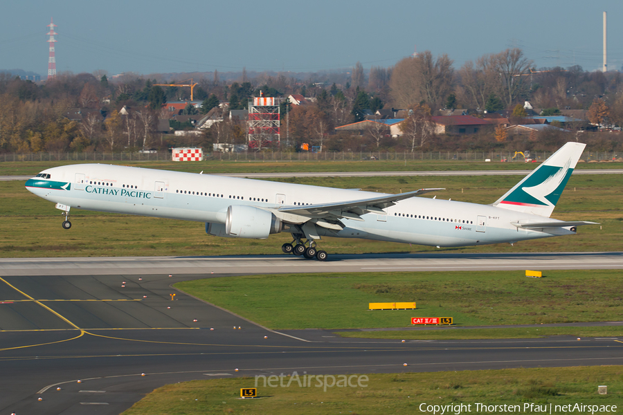 Cathay Pacific Boeing 777-367(ER) (B-KPT) | Photo 92528