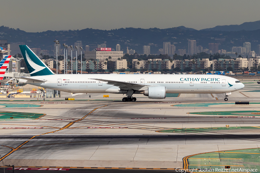 Cathay Pacific Boeing 777-367(ER) (B-KPT) | Photo 360822