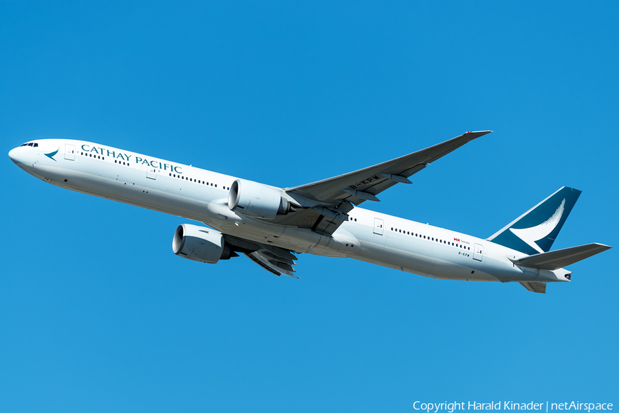 Cathay Pacific Boeing 777-367(ER) (B-KPW) | Photo 295200